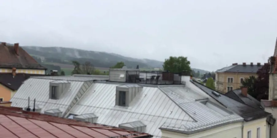 Edelstahldach bei denkmalgeschütztem Gebäude