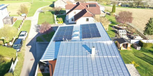 Projekt Alberndorf 2025 Edelstahldach mit Solaranlage
